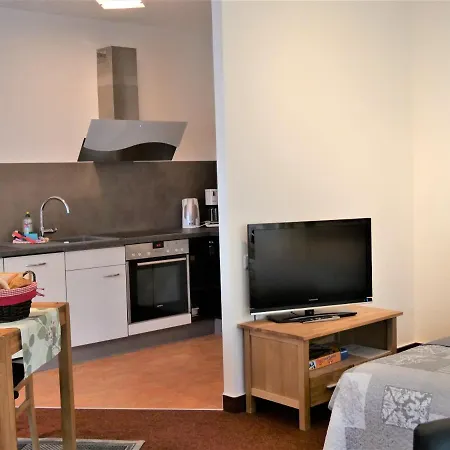 Ferienvermietung Engelstaedter דירה *