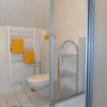 דירה Ferienvermietung Engelstaedter *