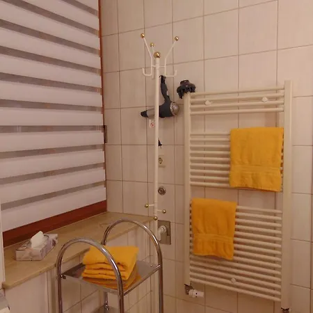 דירה Ferienvermietung Engelstaedter *