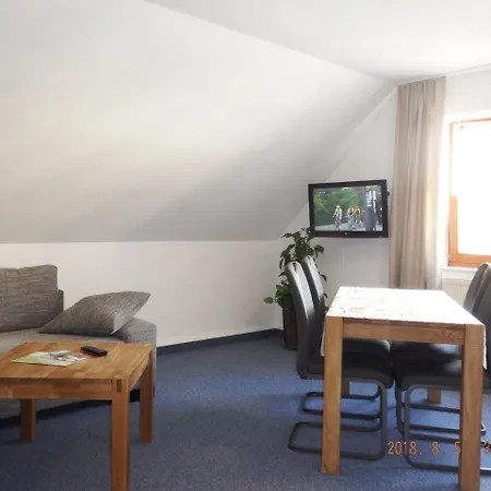 דירה Ferienvermietung Engelstaedter אוברוויזנטל